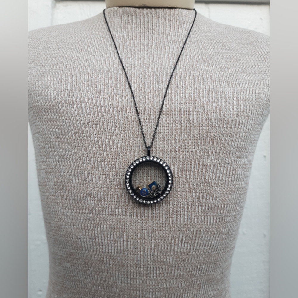 Origami Owl Black Necklace